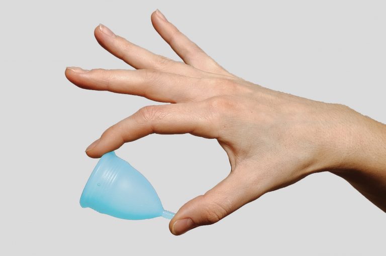 ¿Es segura la copa menstrual?