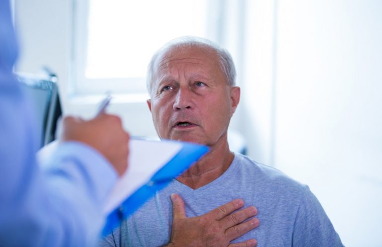 Persona con taquipnea