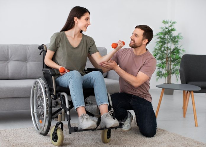 Esclerosis múltiple: síntomas, tipos y cómo es vivir con esta enfermedad — Foto de Care Assure en Unsplash